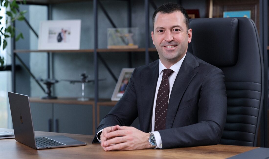 - SYS Grup CEO'su Cahit Utku Aral:
- "Türk savunma ve