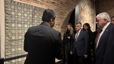 - İstanbul İl Kültür ve Turizm Müdürü Hüseyin Keskin:
- "Bugün