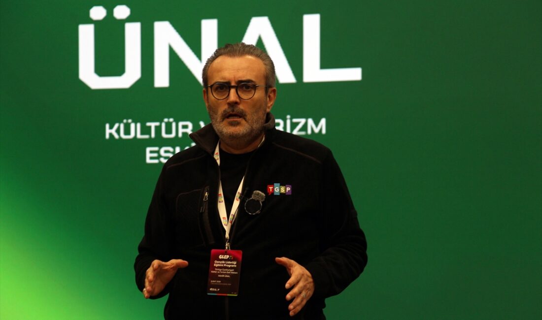 - AK Parti MKYK Üyesi Mahir Ünal:
- "Anadolu, insanlığın son