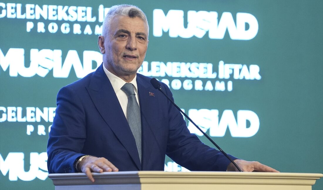 - "Ticari diplomasi, Ticaret Bakanlığı'nın en önemli faaliyetleri arasında yer