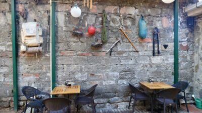 - Trabzon'da yaşayan Köksal Sonbay, kent merkezinde 12 yıl önce