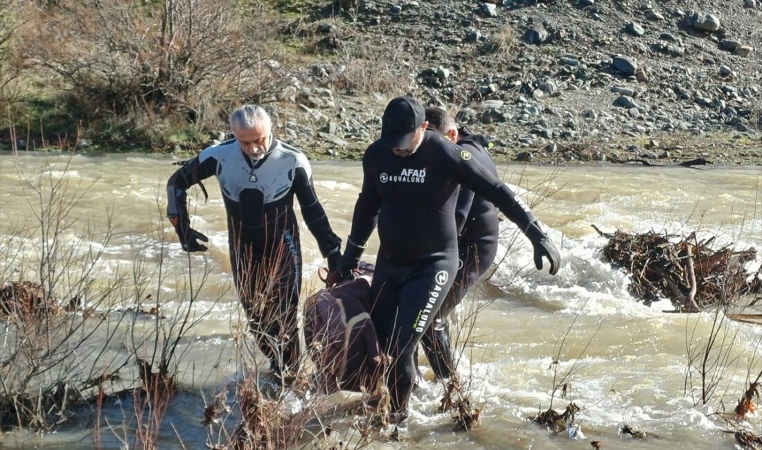 TOKAT (AA) – Tokat'ta kayıp olarak aranan kadının cesedi dere