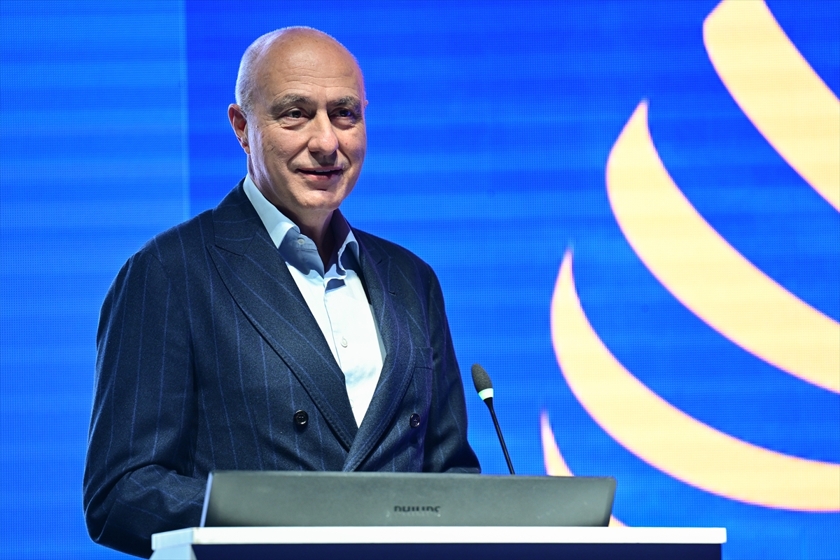 - Antalya Ticaret ve Sanayi Odası Başkanı Yusuf Hacısüleyman:
- "Bugün