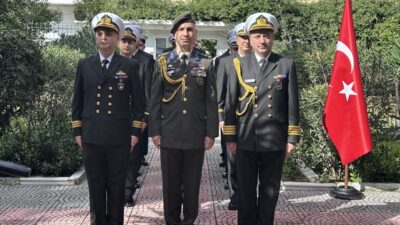 ATİNA (AA) – Türk Deniz Kuvvetlerine ait “TCG Anamur (M-269)”