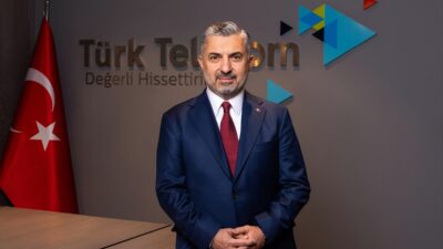 - Türk Telekom CEO'su Ebubekir Şahin:
- "Ülkemizin dijital geleceğine liderlik