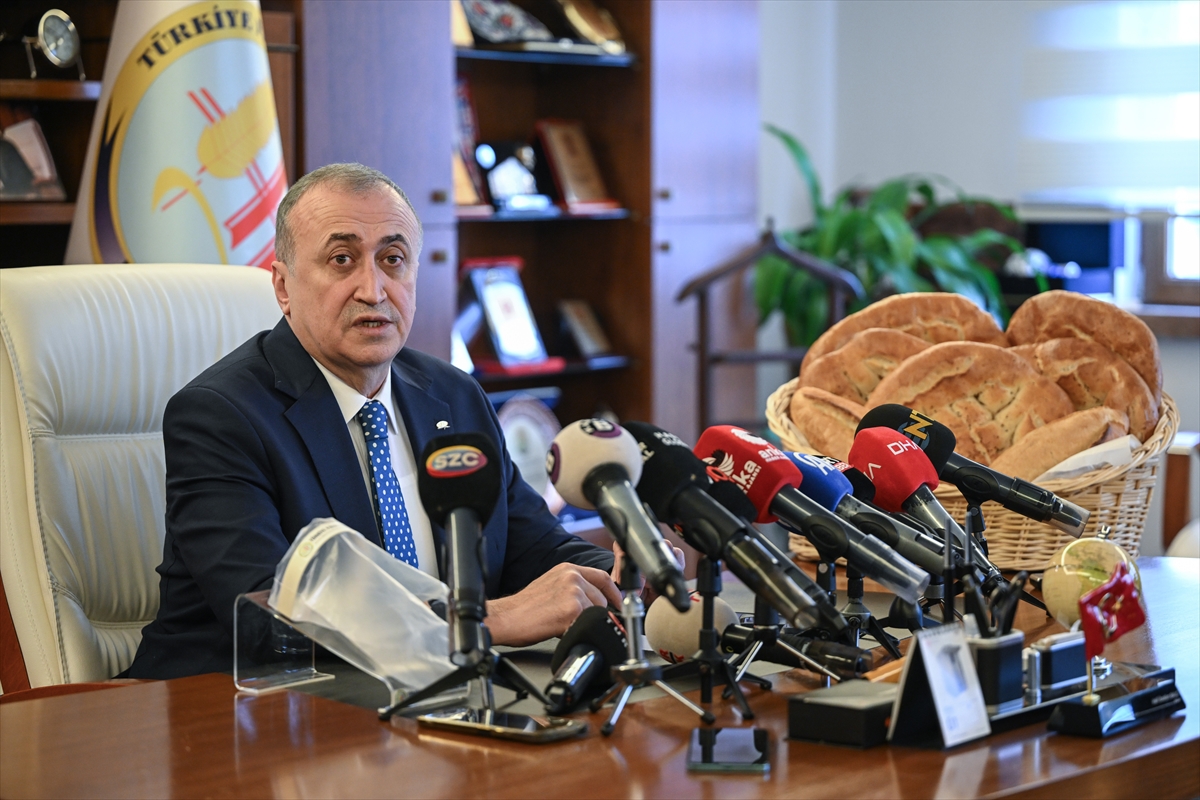 - "Ramazan pidesi Türkiye genelinde, geçen seneye oranla yüzde 23