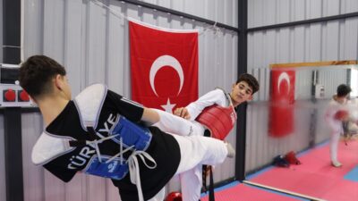 - Yeşilay Türkiye Gençler Tekvando Şampiyonası'nda ilk altın madalyalarını almak