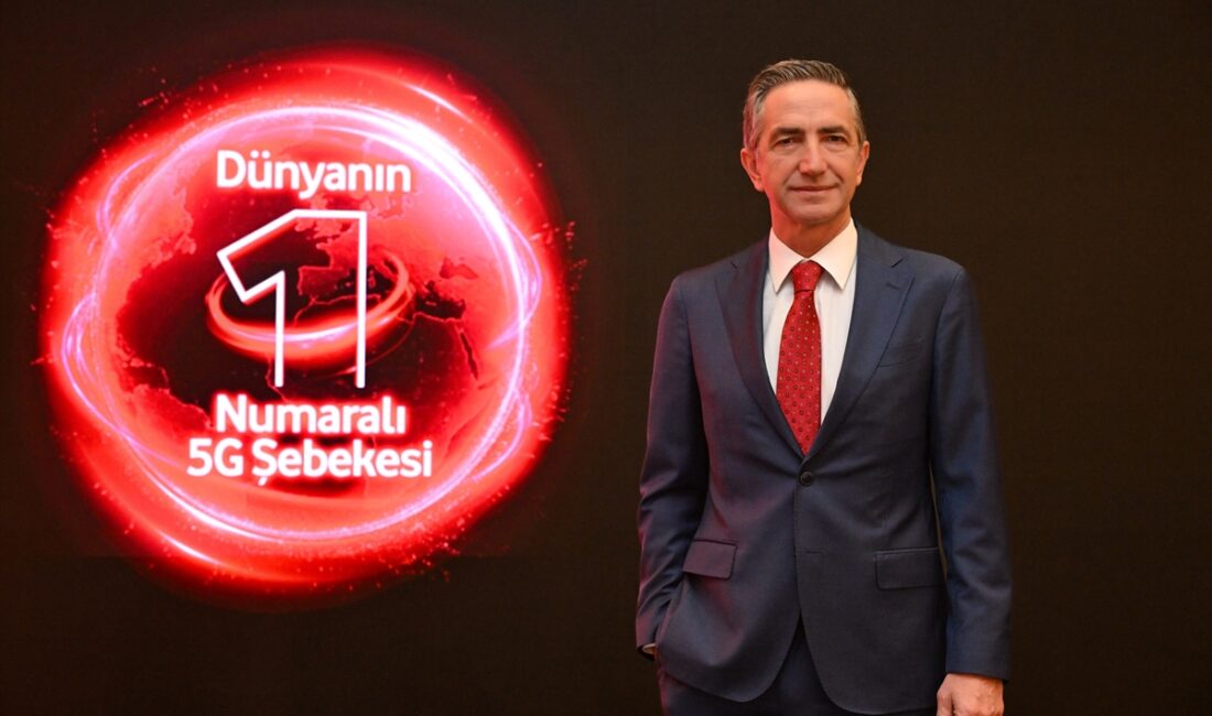 - Vodafone Türkiye CEO'su Engin Aksoy:
- "5G bizim için bir