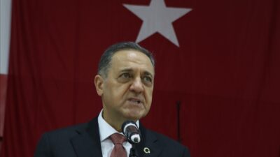 - Milli Eğitim Bakan Yardımcısı Ömer Faruk Yelkenci:
- "Bu sevgi