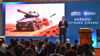 - ROKETSAN Genel Müdürü Murat İkinci:
- "Yapay zeka, füzelerimizin daha