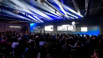 MADRİD (AA) – Güneş fotovoltaik (PV) invertör ve enerji depolama