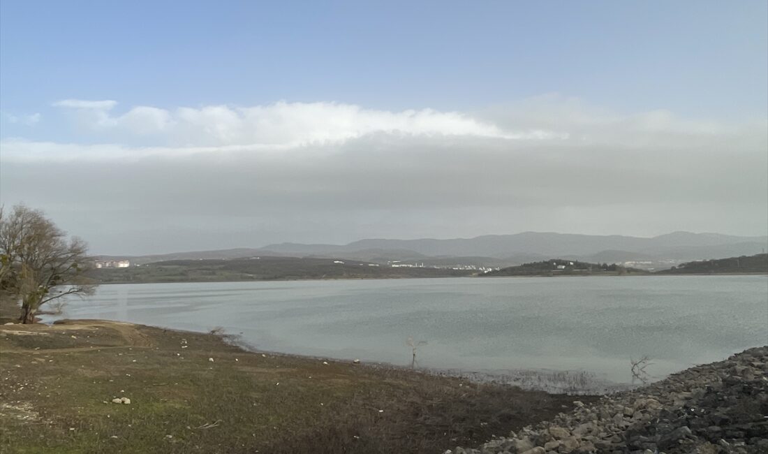 - Yeniçağa Gölü'nde doluluğun artmasıyla bir kısmı su altında kalan