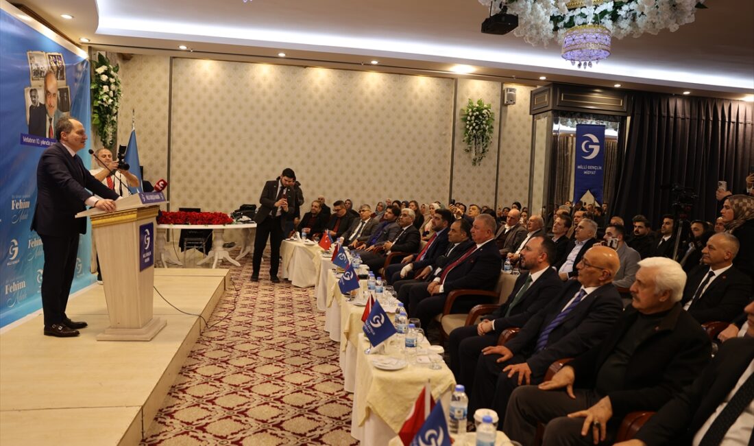 MARDİN (AA) – Yeniden Refah Partisi Genel Başkanı Fatih Erbakan,