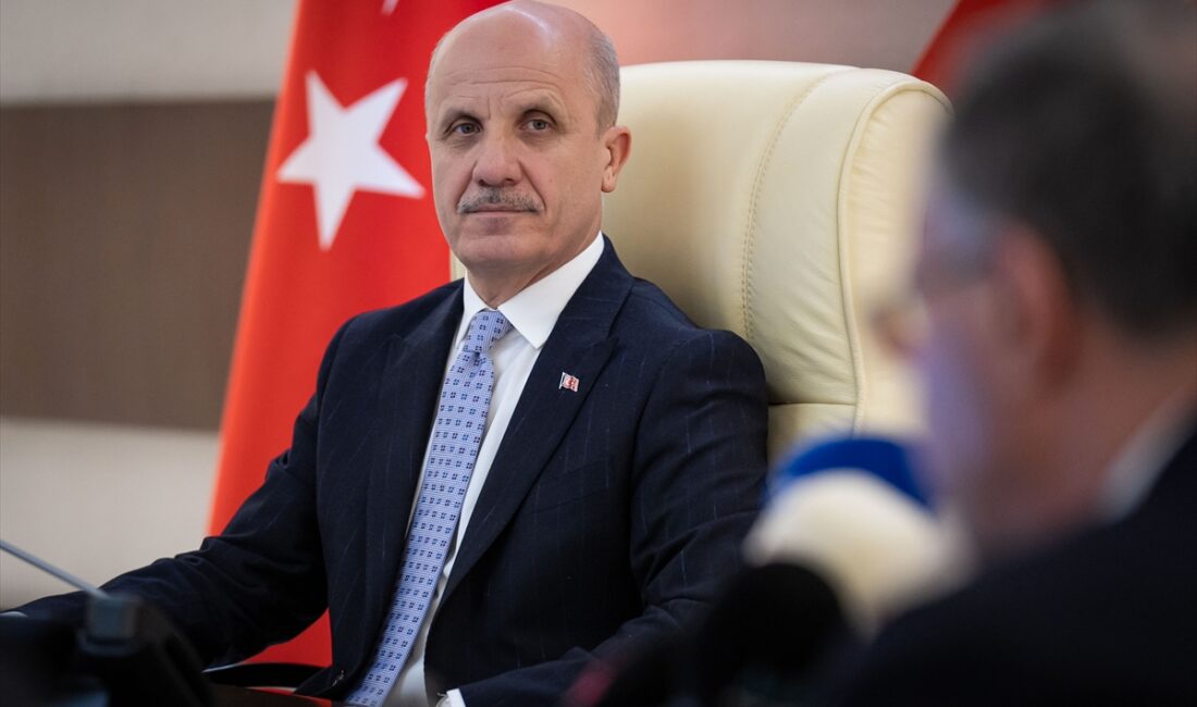 - "Yükseköğretim Kurulu olarak hedefimiz, OSB-MYO modelini belirli bölgelerle sınırlı