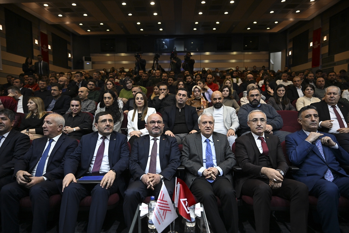 - TSE Başkanı Mahmut Sami Şahin:
- "Bu işbirliği ile yeni